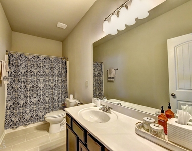 2245 Black Pebble Circle - Photo Thumbnail 60