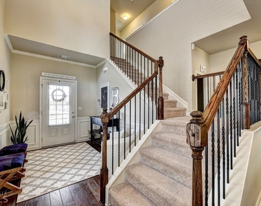2245 Black Pebble Circle - Photo Thumbnail 7