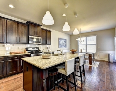 2245 Black Pebble Circle - Photo Thumbnail 31