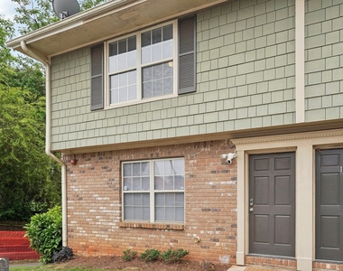 15 Villa Court Se - Photo Thumbnail 1