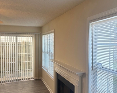 3698 Sapphire Court - Photo Thumbnail 5