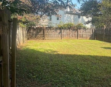3698 Sapphire Court - Photo Thumbnail 10