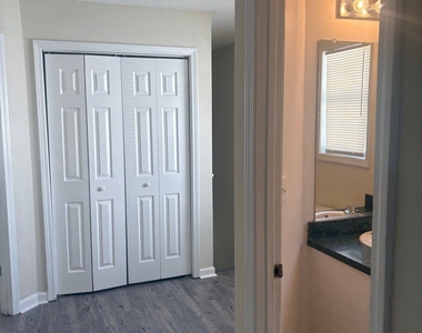 3698 Sapphire Court - Photo Thumbnail 12