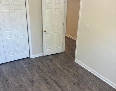 3698 Sapphire Court - Photo Thumbnail 28