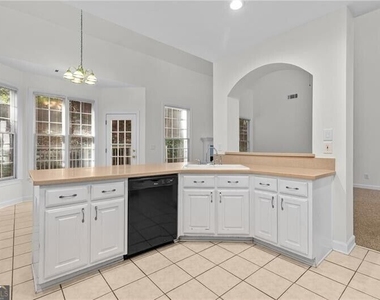 235 Arbor Creek Way - Photo Thumbnail 14