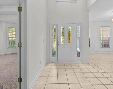 235 Arbor Creek Way - Photo Thumbnail 2
