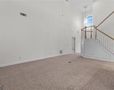 235 Arbor Creek Way - Photo Thumbnail 10