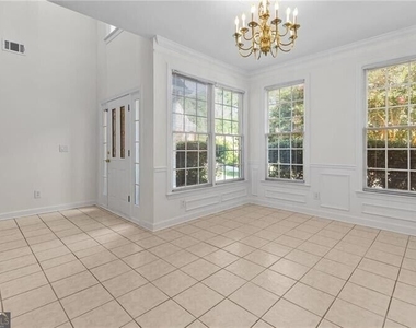 235 Arbor Creek Way - Photo Thumbnail 5