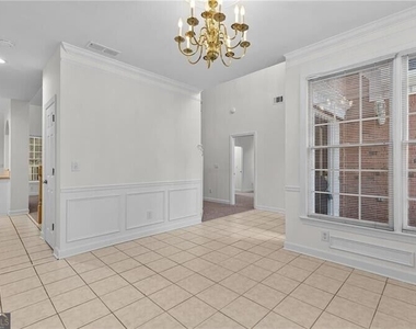 235 Arbor Creek Way - Photo Thumbnail 6