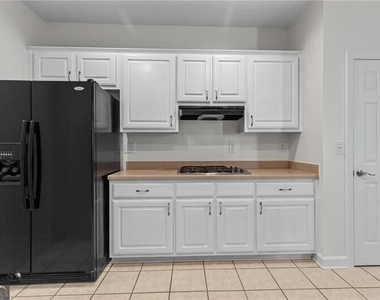 235 Arbor Creek Way - Photo Thumbnail 15
