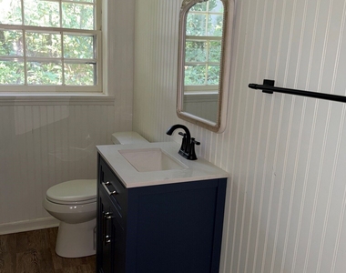 807 Piney Woods Drive - Photo Thumbnail 13