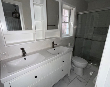 807 Piney Woods Drive - Photo Thumbnail 5