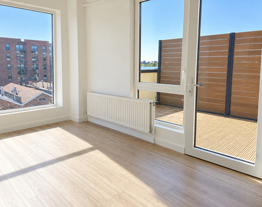 354 East 28th St - Photo Thumbnail 2