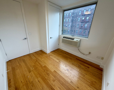 109 Winthrop Street - Photo Thumbnail 7
