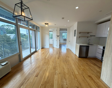 109 Winthrop Street - Photo Thumbnail 1