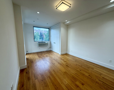 109 Winthrop Street - Photo Thumbnail 3