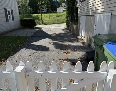 112 Mill St - Photo Thumbnail 14