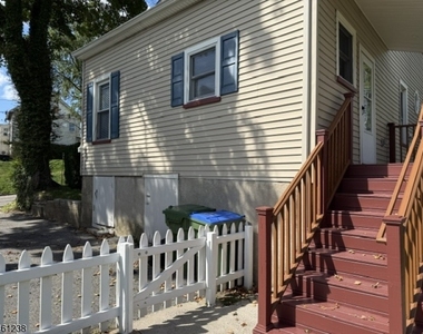 112 Mill St - Photo Thumbnail 13