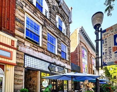 81 W Main St - Photo Thumbnail 2
