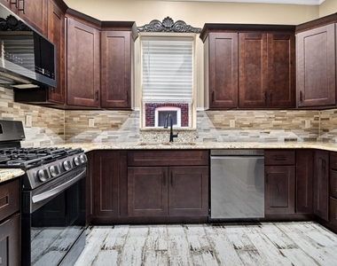 81 W Main St - Photo Thumbnail 8