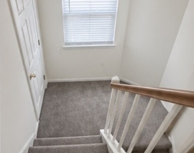 524 Great Beds Ct - Photo Thumbnail 12