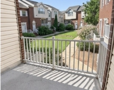 524 Great Beds Ct - Photo Thumbnail 13