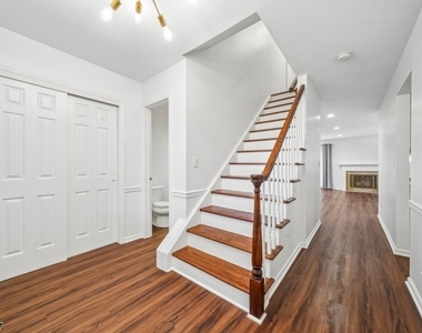 22 Northbridge Pl - Photo Thumbnail 3