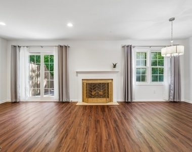 22 Northbridge Pl - Photo Thumbnail 9