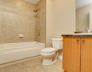 215 Raymound Blvd - Photo Thumbnail 15