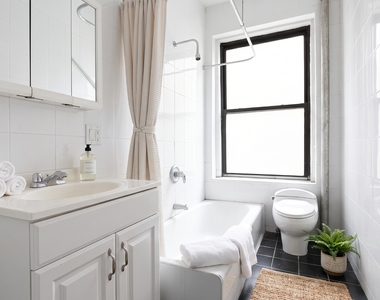 220 West 98th Street - Photo Thumbnail 3
