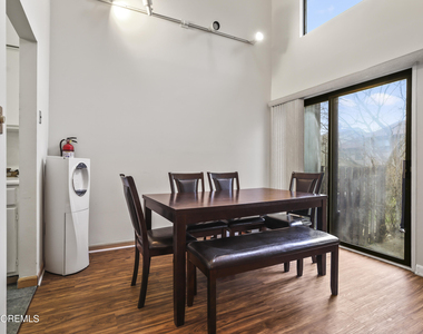 110 Bowne Court - Photo Thumbnail 6