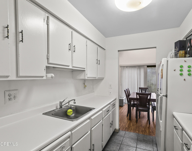 110 Bowne Court - Photo Thumbnail 3