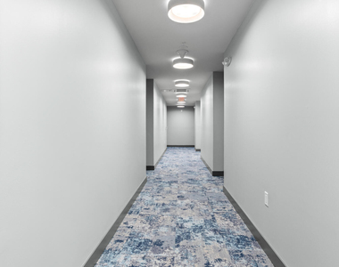 180 Morris Avenue - Photo Thumbnail 6