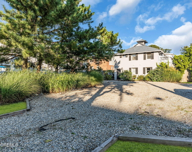 1004 Grand Avenue - Photo Thumbnail 26