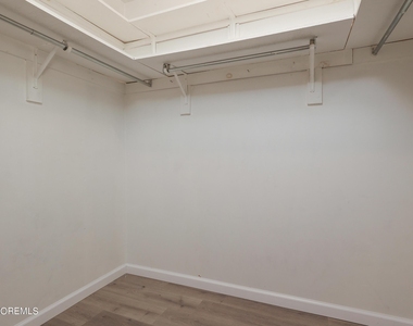 2 Elizabeth Court - Photo Thumbnail 17