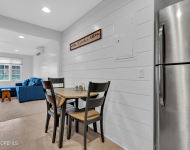 1605 Grand Central Avenue - Photo Thumbnail 5