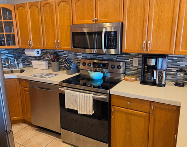 42 Oceanview Avenue - Photo Thumbnail 10