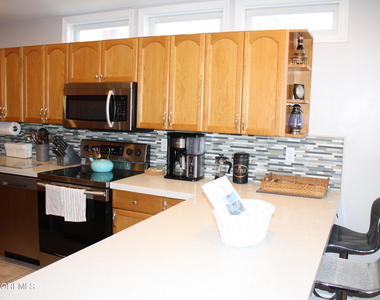 42 Oceanview Avenue - Photo Thumbnail 55