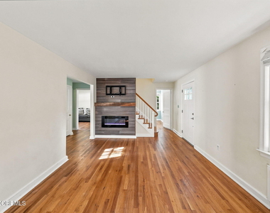 43 Salem Lane - Photo Thumbnail 9