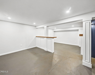 43 Salem Lane - Photo Thumbnail 33