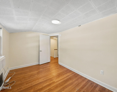 43 Salem Lane - Photo Thumbnail 48