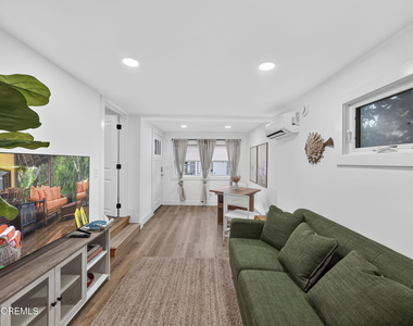 905 Emory Street - Photo Thumbnail 8