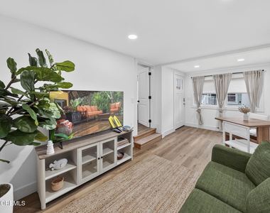905 Emory Street - Photo Thumbnail 9