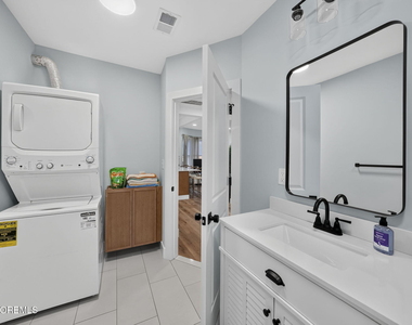 905 Emory Street - Photo Thumbnail 23