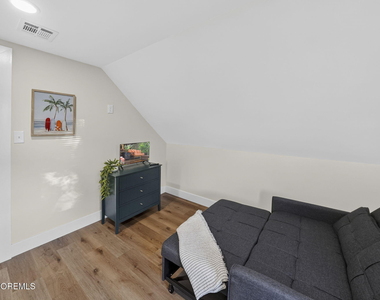 905 Emory Street - Photo Thumbnail 17