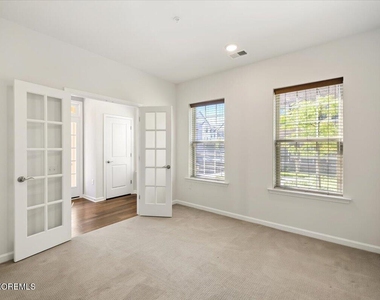 17 Cortland Court - Photo Thumbnail 3