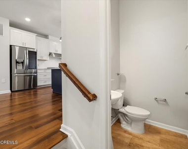 17 Cortland Court - Photo Thumbnail 13
