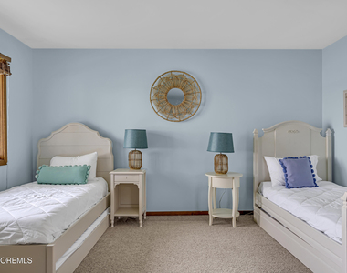 105 Riverview Avenue - Photo Thumbnail 32