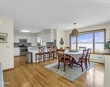 105 Riverview Avenue - Photo Thumbnail 20