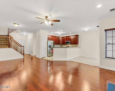 28 Santa Rosa Lane - Photo Thumbnail 3
